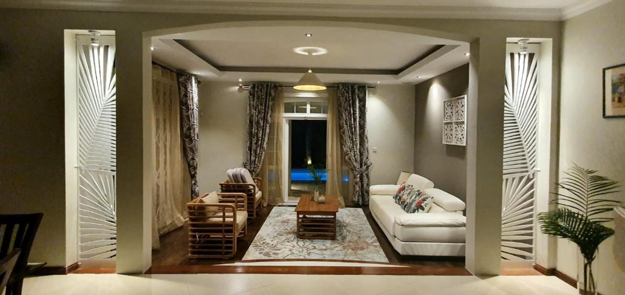Happiness Villa 3 Bedroom Luxury Villa With Private Pool, Near All Amenities And Beaches Mauritius غراند بايَ المظهر الخارجي الصورة