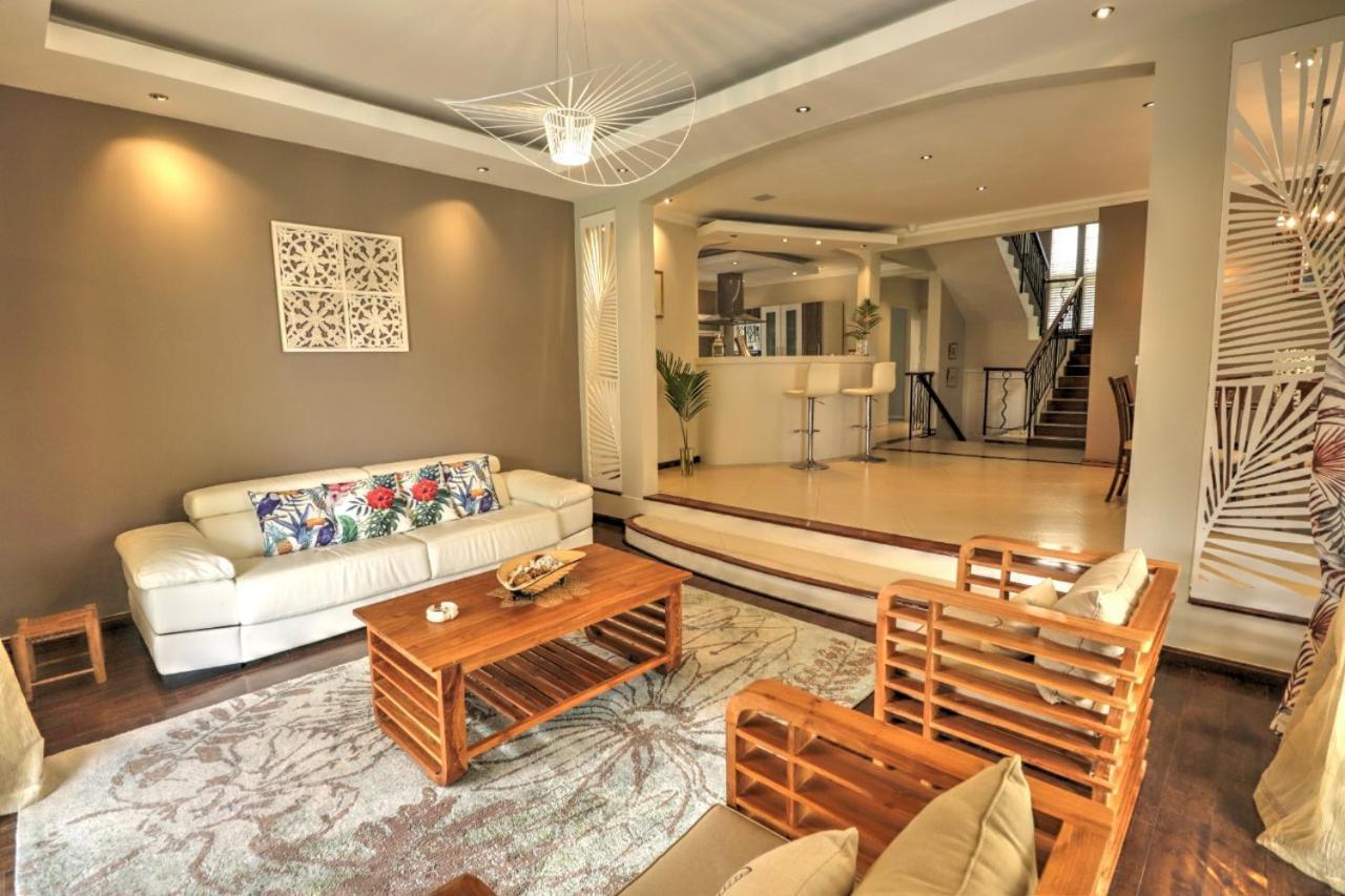 Happiness Villa 3 Bedroom Luxury Villa With Private Pool, Near All Amenities And Beaches Mauritius غراند بايَ المظهر الخارجي الصورة
